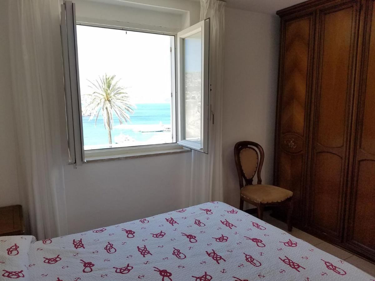 Agenzia Aprea, La Casa Di Feruri Apartment Ponza Exterior photo